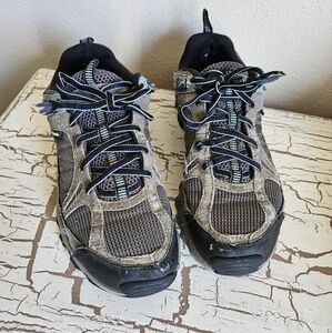 Columbia 7 Shoes *Fair Condition